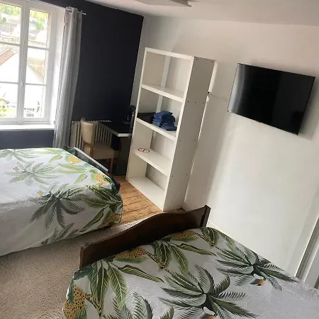 Delbarre Bed & Breakfast