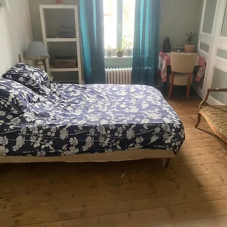 Delbarre Bed & Breakfast *